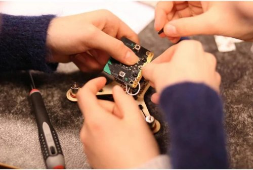Air:bit drone para micro
