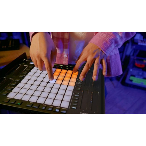 Akai APC64