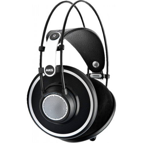 AKG K702