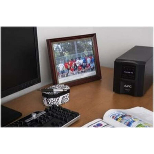 APC Smart-UPS 750VA LCD 230V with SmartConnect