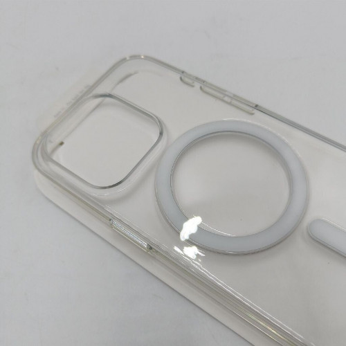 Apple Clear Case with MagSafe (iPhone 15 Pro)