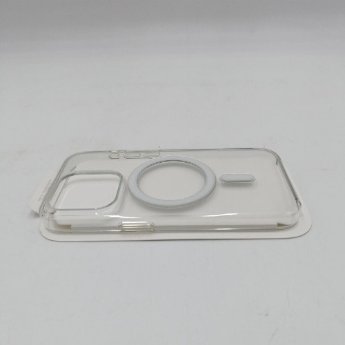 Apple Clear Case with MagSafe (iPhone 15 Pro)