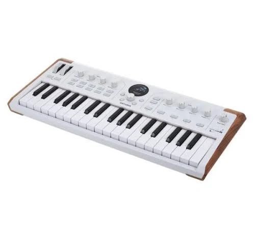Arturia AstroLab 37