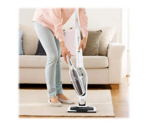 Aspirador Escoba Electrolux ZB3230P