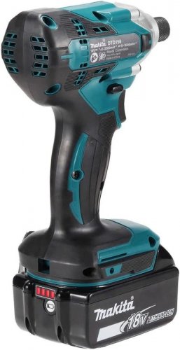 Atornillador de impacto 18V LXT 155nm DTD156RT1J Makita