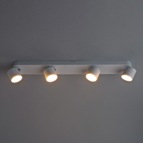 Barra con 4 focos y LED integrado Star Philips