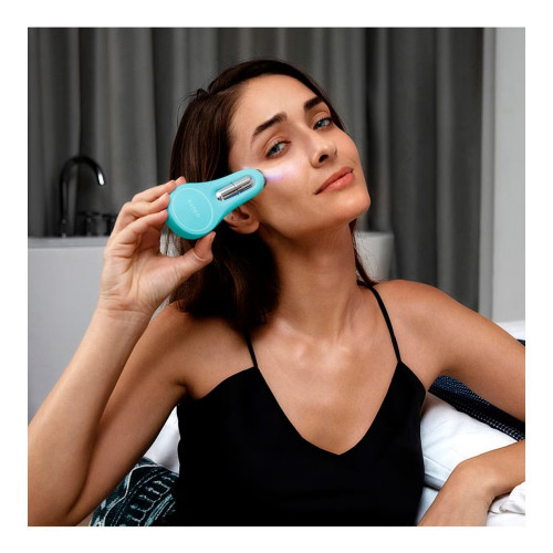 BEAR™ 2 eyes & lips dispositivo de microcorrientes Arctic Blue FOREO Arctic Blue