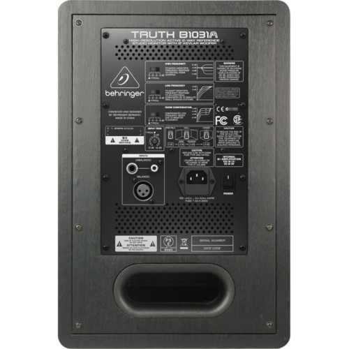 Behringer Truth B1031A