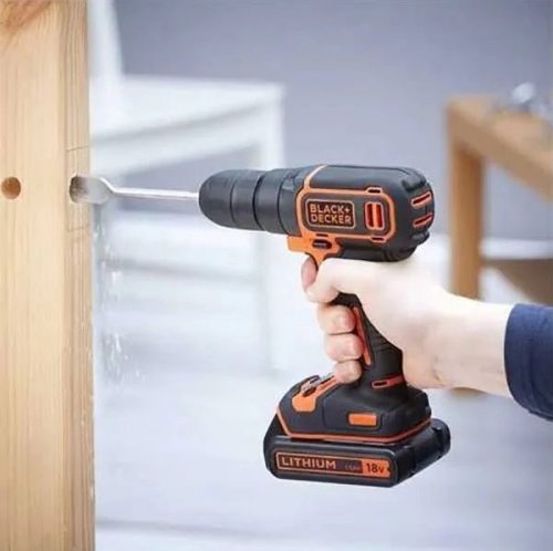 Black&Decker Taladro percutor 18 v Black & Decker