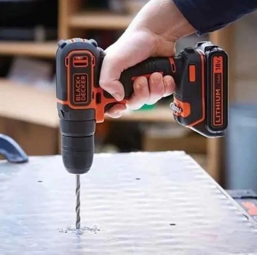 Black&Decker Taladro percutor 18 v Black & Decker