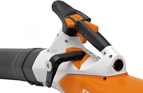 Blower batería Stihl BGA 200 sin batería y cargo