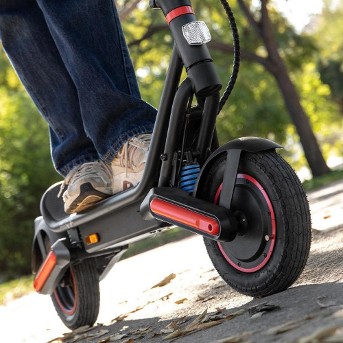 Bongo D40 XL Suspension Connected