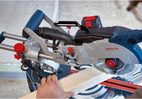 Bosch Sierra Ingletadora GCM 18V-216
