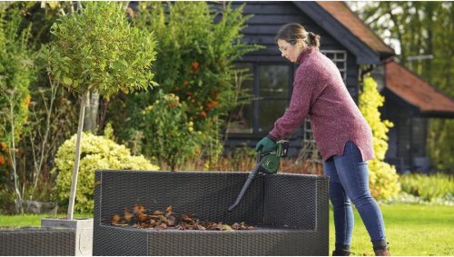 Bosch UniversalLeafBlower 18V-130 Soplador