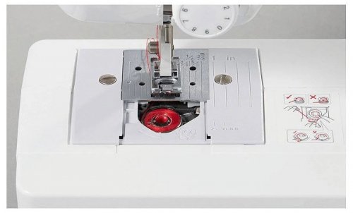 Brother Máquina de Coser KE14S