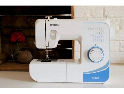 Brother RL-425 Máquina de Coser