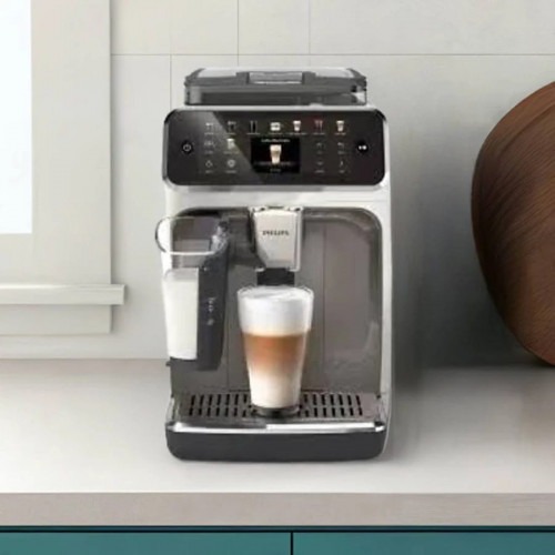 Cafetera eléctrica Philips 5500 series EP5545/70 Totalmente Automática Máquina espresso 1,8 L