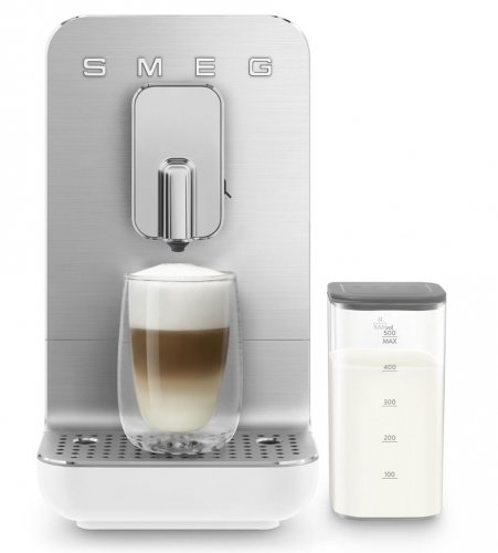 Cafetera super automática Smeg BCC13WHMEU