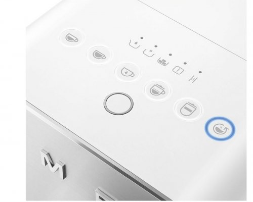 Cafetera super automática Smeg BCC13WHMEU