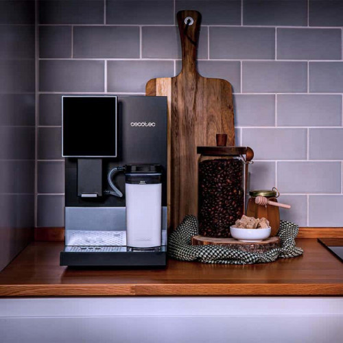 Cafetera superautomática compacta Cecotec Cremmaet Compactccino Connected Black Silver