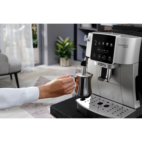 Cafetera Superautomática De´Longhi Magnifica Start ECAM220.31.SB con molinillo Negro