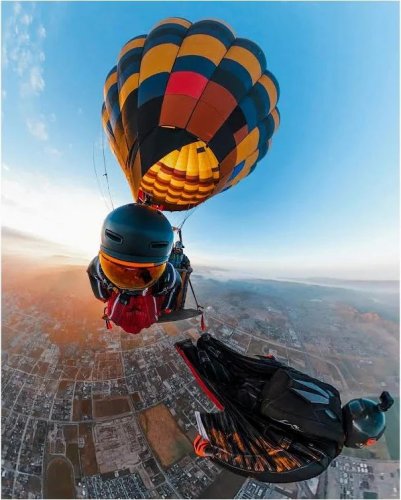 Cámara deportiva GoPro MAX2 + Accessories Bundle