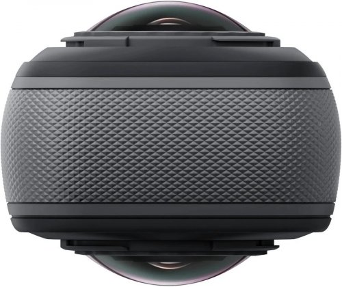Cámara Insta360 X5 Essentials Bundle