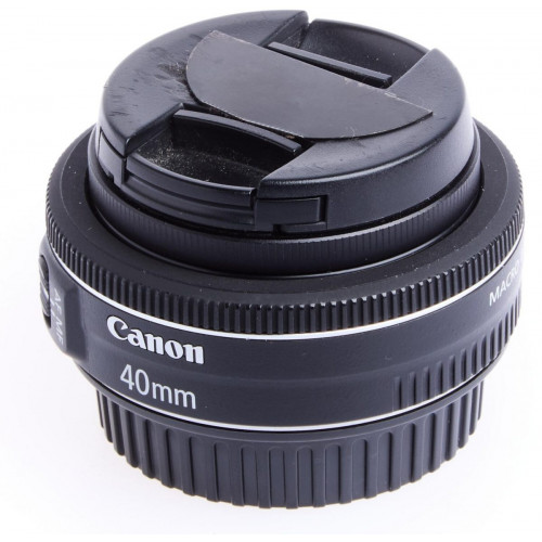 Canon EF 40mm f2.8 STM