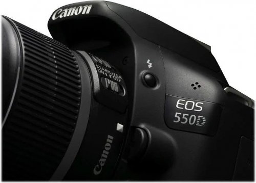 Canon Eos 550d + Ef-s 18-55mm Is