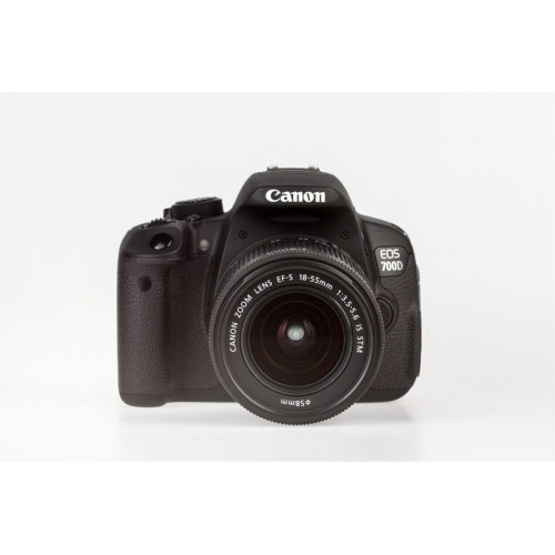 Canon EOS 700D