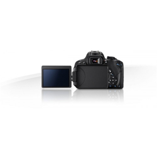 Canon EOS 700D