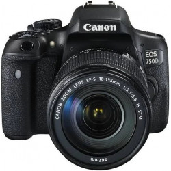 Canon EOS 750D + 18-135mm IS STM