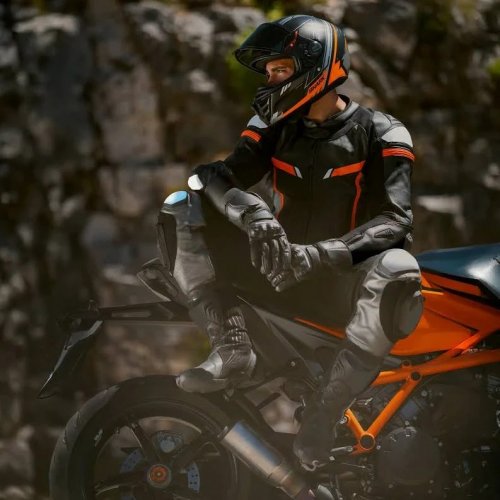 Casco EuroVolter Spartan RS Carbon Shawn