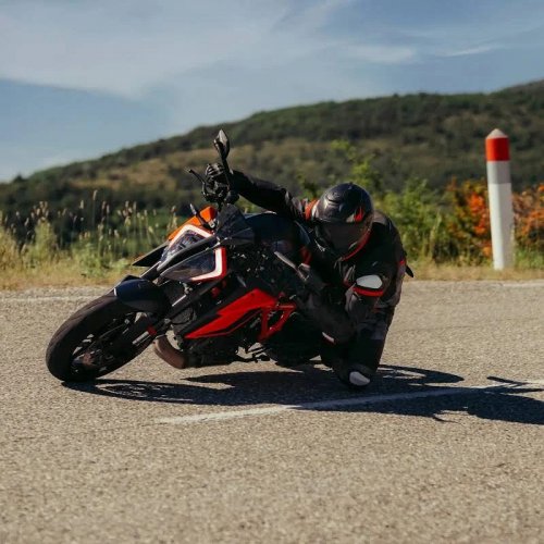 Casco EuroVolter Spartan RS Carbon Shawn