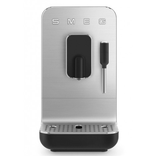 Cafetera espresso super automática con espumador Smeg BCC12BLMEU