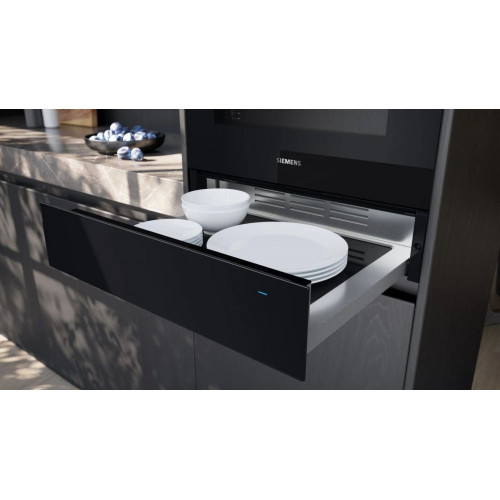 Calienta platos Siemens BI710C1B1