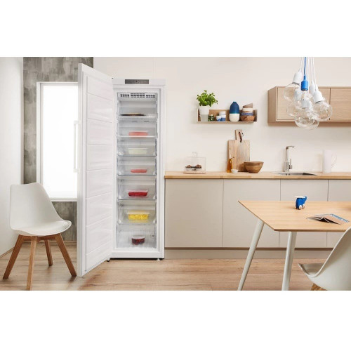 INDESIT UI8 F2C W Blanco - Congelador Vertical No Frost