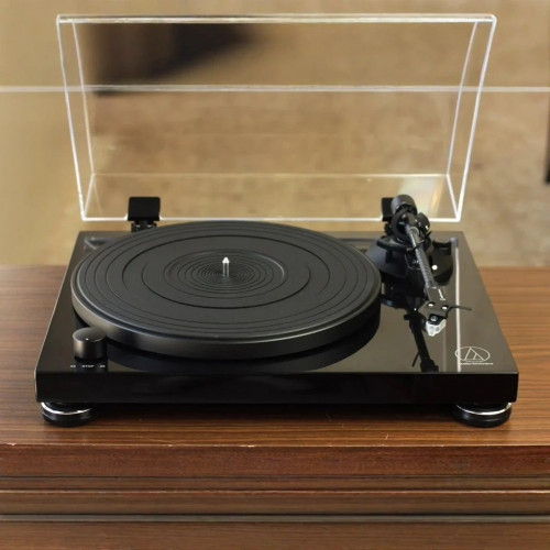 Tocadiscos Audio-Technica AT-LPW50PB Preamplificador Phono/Line RIAA