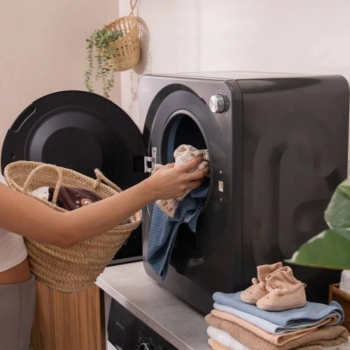 Cecotec Mini Secadora de Evacuación 2,5Kg Bolero DressCode Dry 3150V Dark. 950w