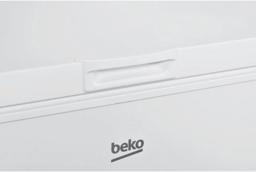 Congelador Beko CF200WN
