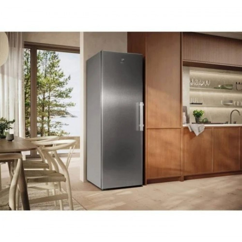 Congelador vertical Electrolux LUT6NE28U