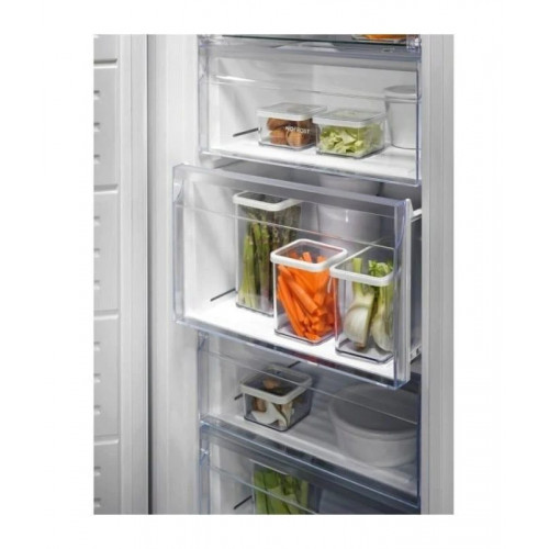 Congelador vertical Electrolux LUT6NE28W