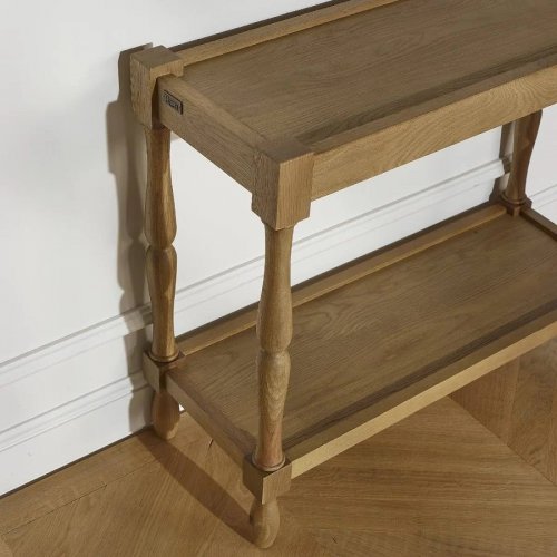 Consola de roble