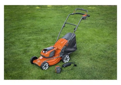 Cortacésped Husqvarna LC 137i