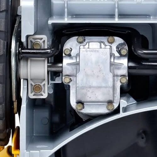 Cortacésped LM1 AR46 CUB CADET 35 OHV 79 cc 1,5 kW capacidad depósito 0,75L