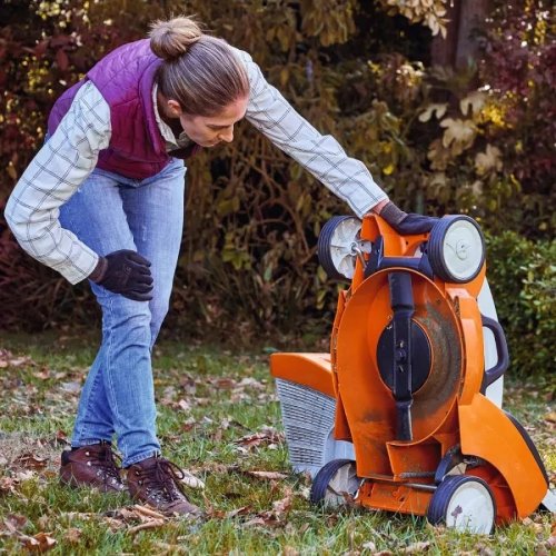 Cortacésped RMA 235 sin batería ni cargador STIHL