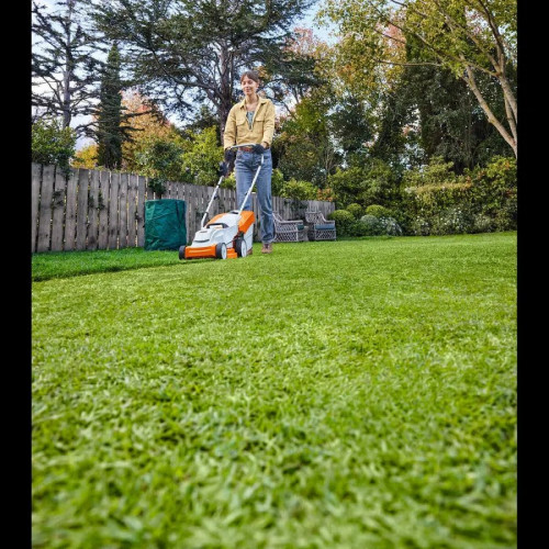 Cortacésped sin Cable STIHL RMA235 sin batería ni cargador