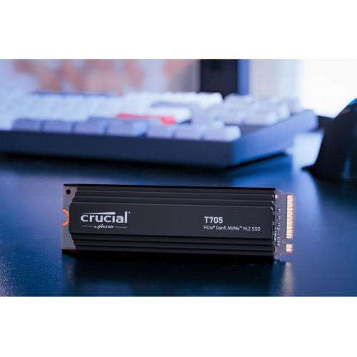 Crucial T705
