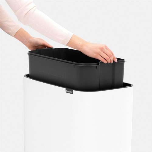 Cubo de basura BO Touch Bin 36 L Beige