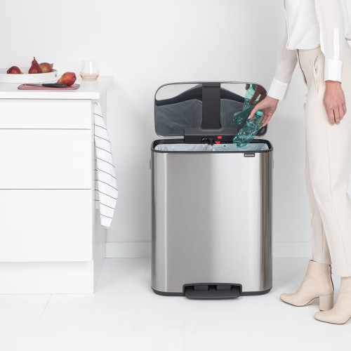 Cubo de basura con pedal para reciclar 2x30L Bo Pedal Bin Brabantia Acero